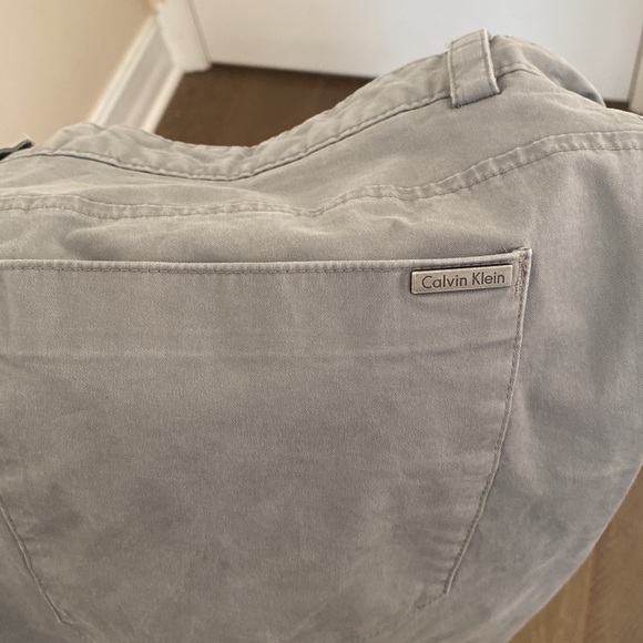 Calvin Klein grey chino pants - Picture 2 of 4